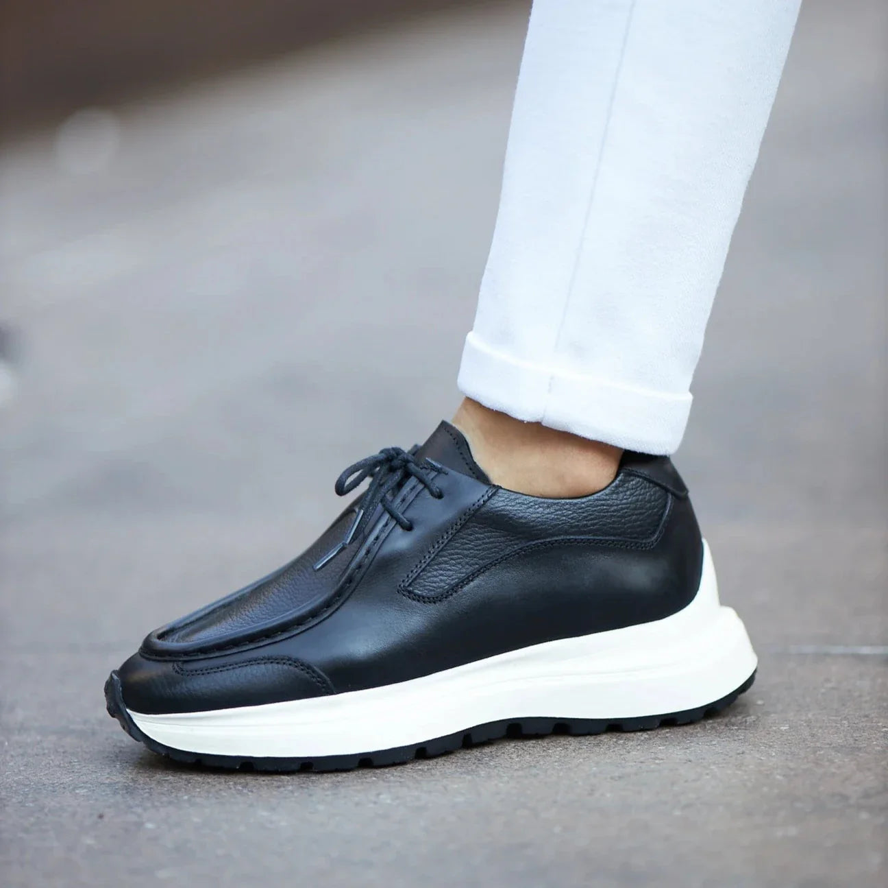 Black Casual Runners