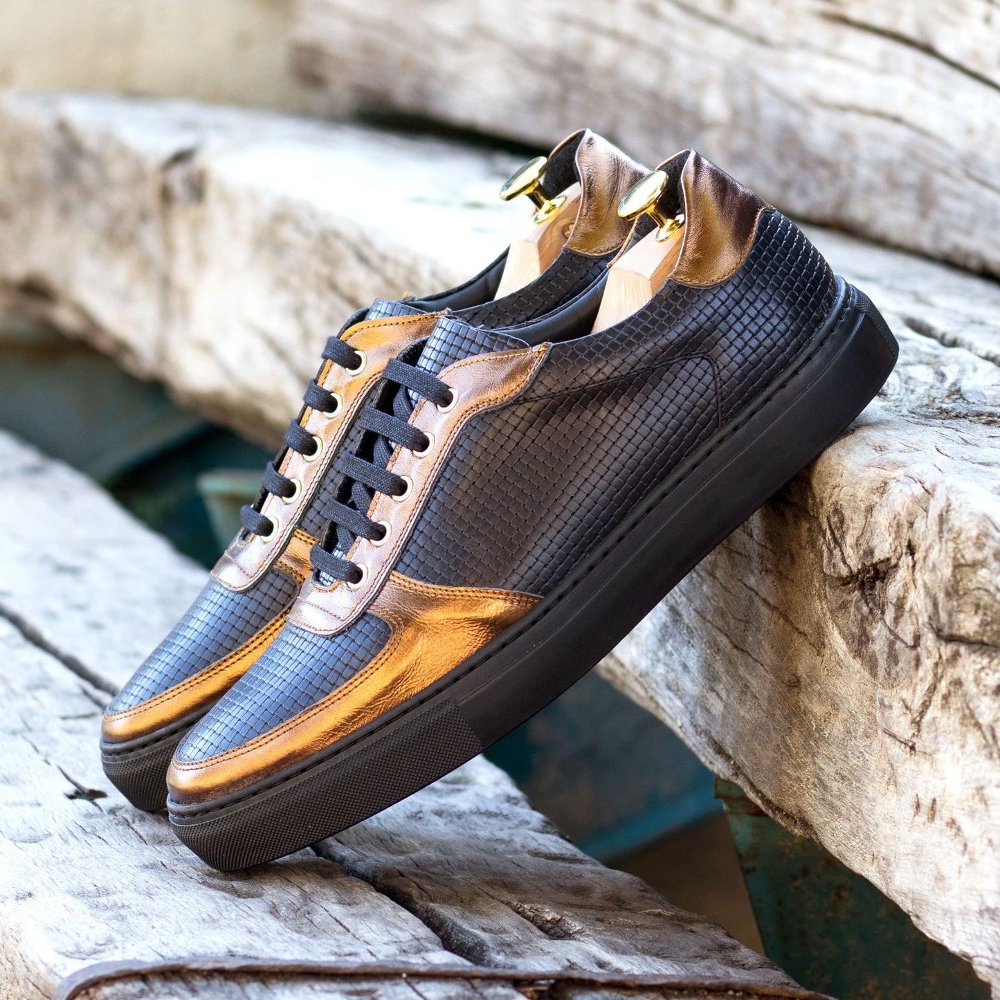 Low Top Sneaker 5877