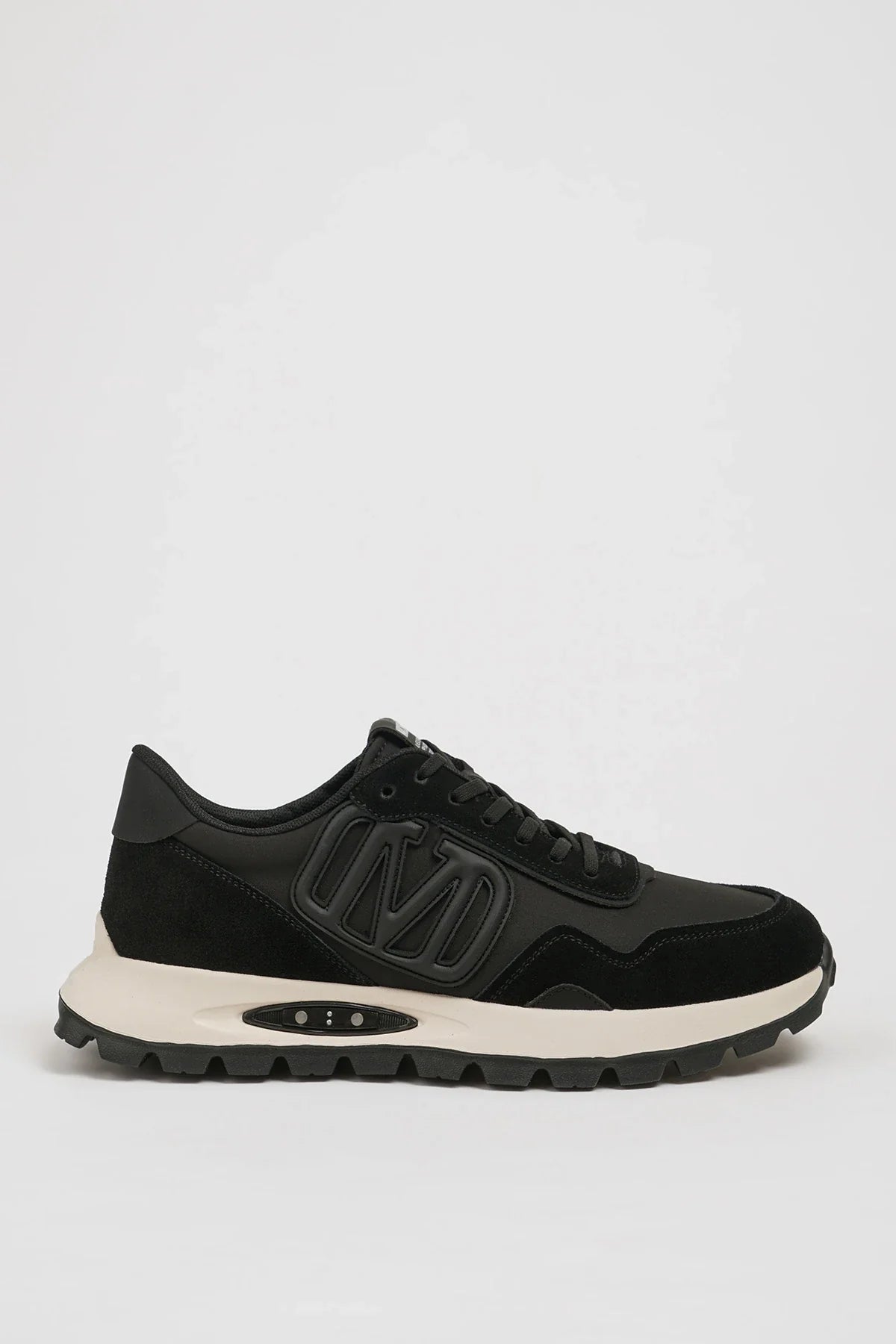 Black Runner with Suede