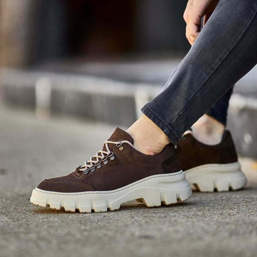 Brown Casual Runners