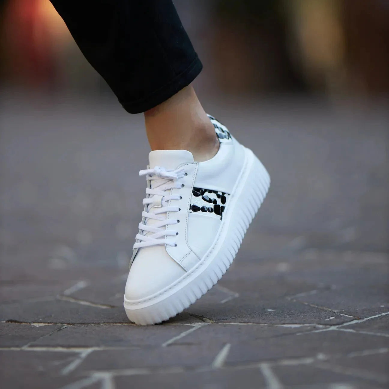 White Maldiv Comfortable Sneaker