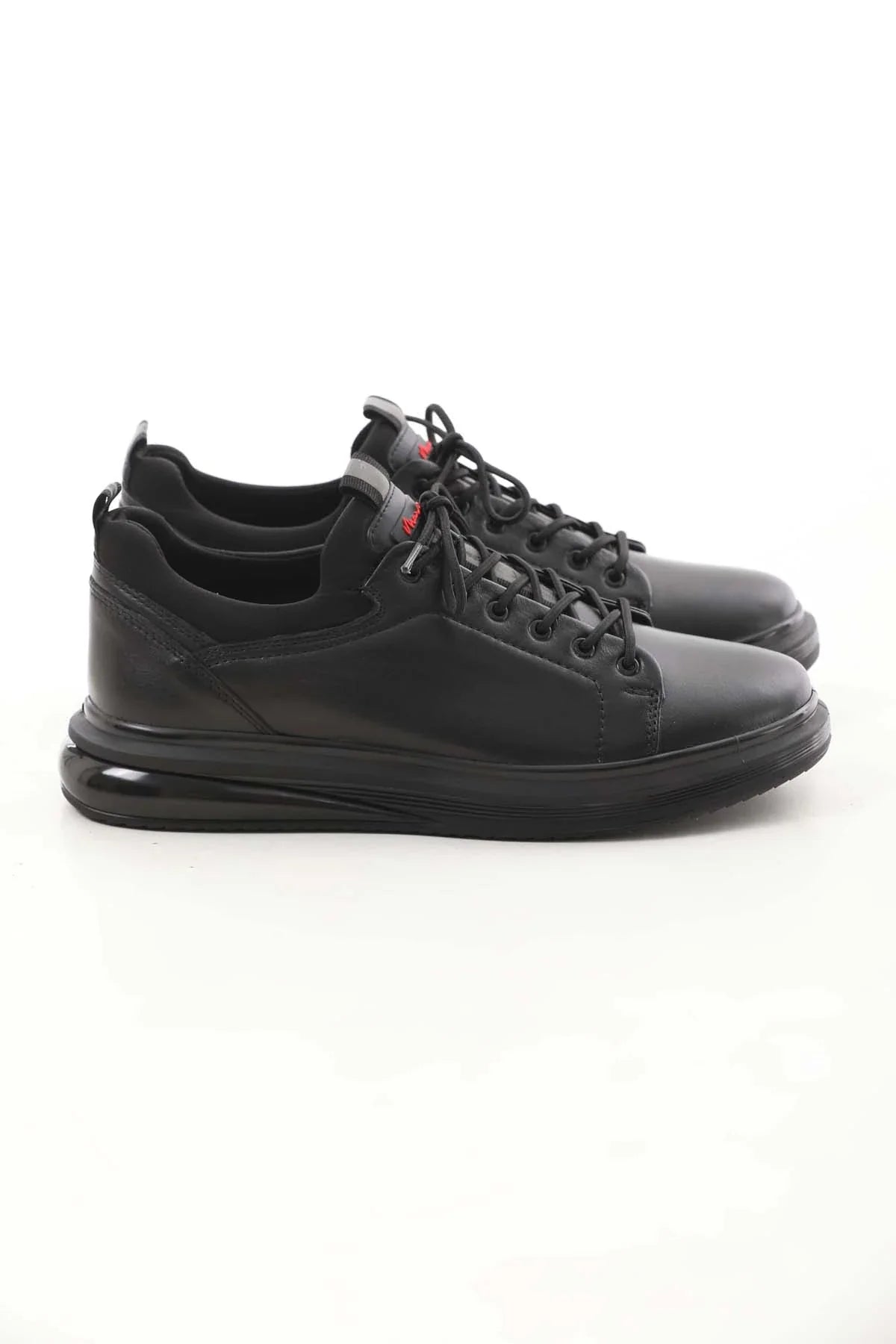 Black Sneakers F-18651