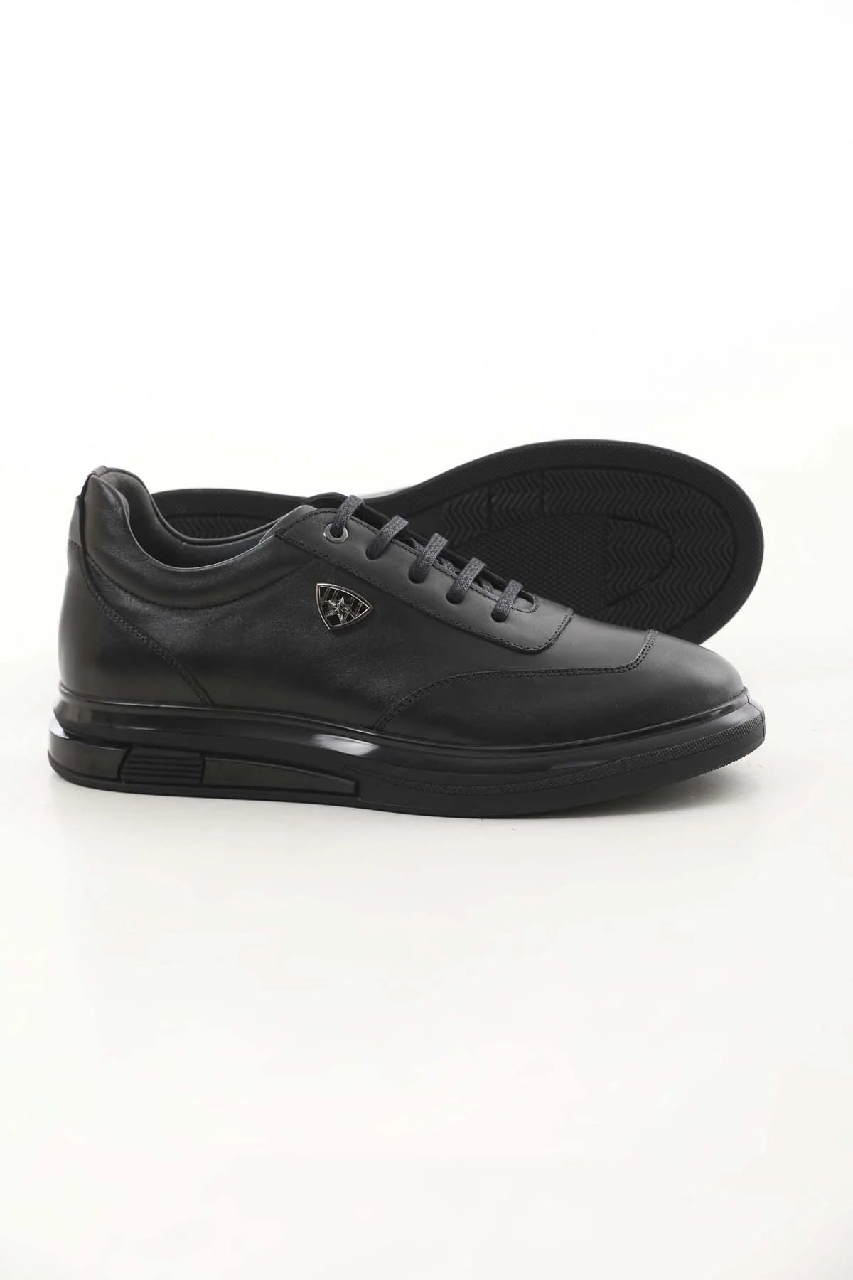 Black Sneakers F-33076