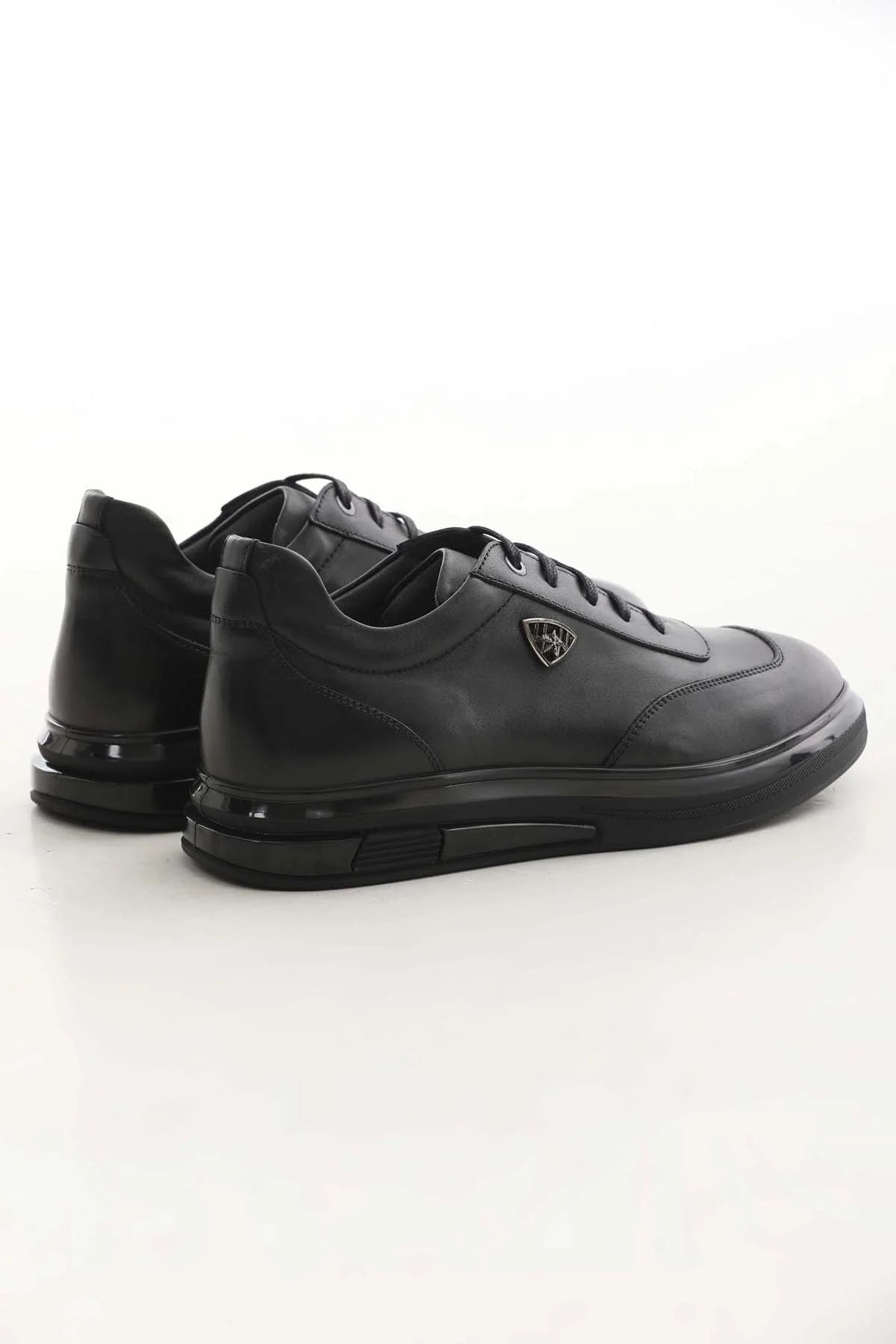 Black Sneakers F-33076