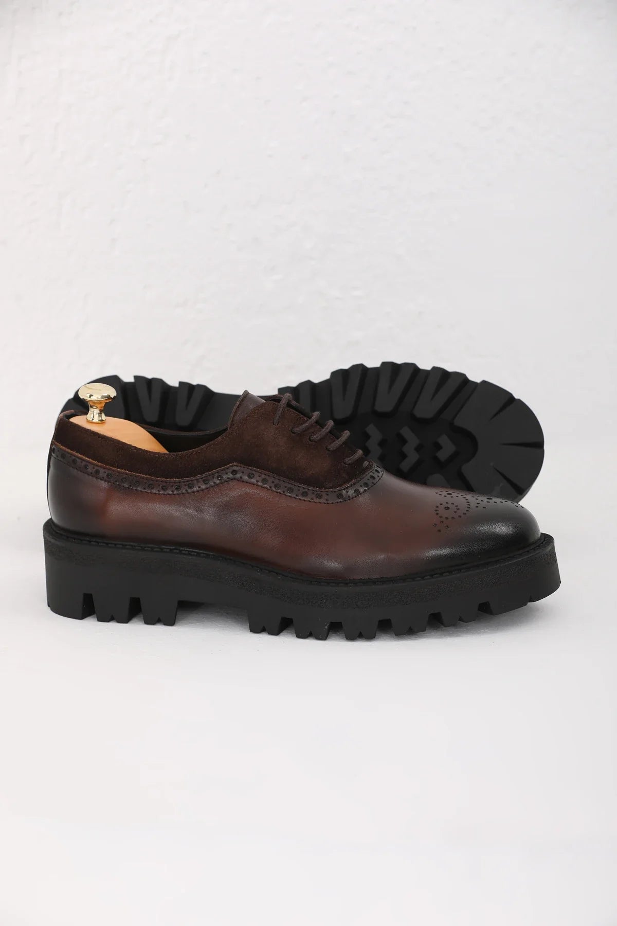 Brown Suede And Plan Toe Brogue Chunky Shoes